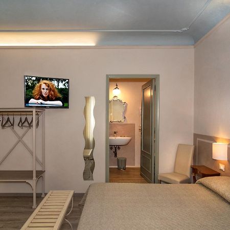 Le Camere Di Caterina Lucca Bagian luar foto
