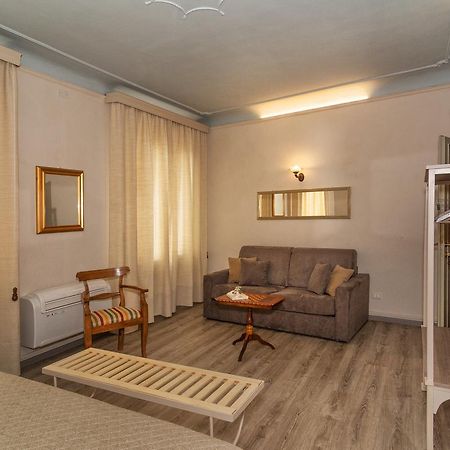 Le Camere Di Caterina Lucca Bagian luar foto