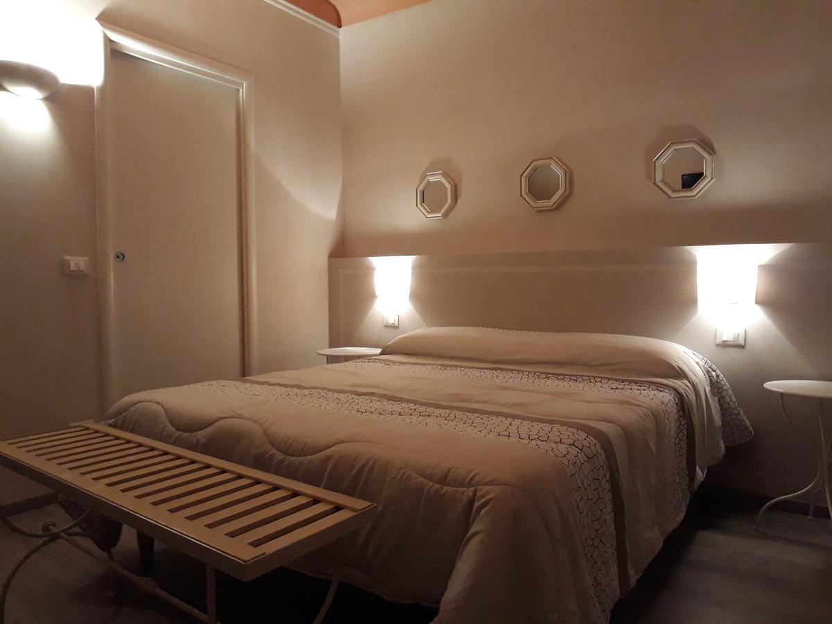 Le Camere Di Caterina Lucca Bagian luar foto