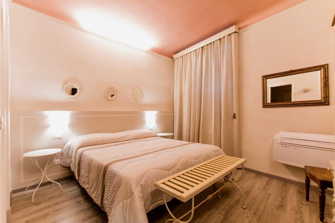 Le Camere Di Caterina Lucca Bagian luar foto