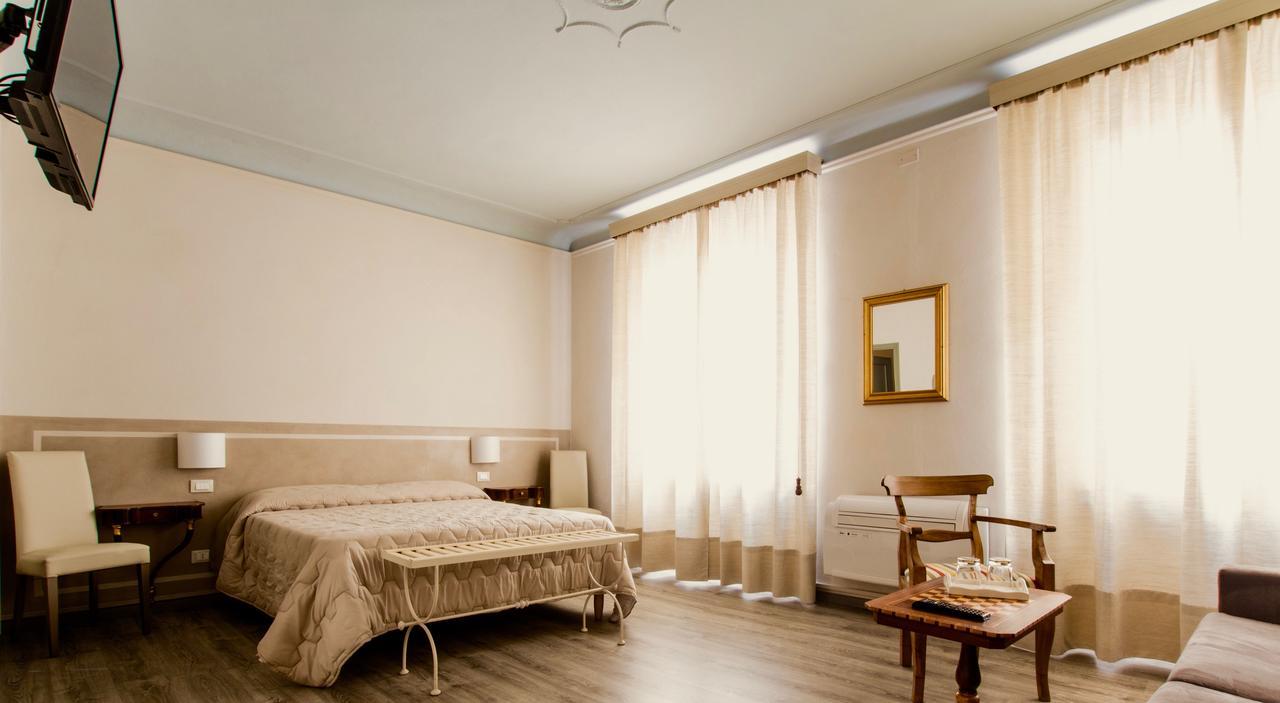 Le Camere Di Caterina Lucca Bagian luar foto