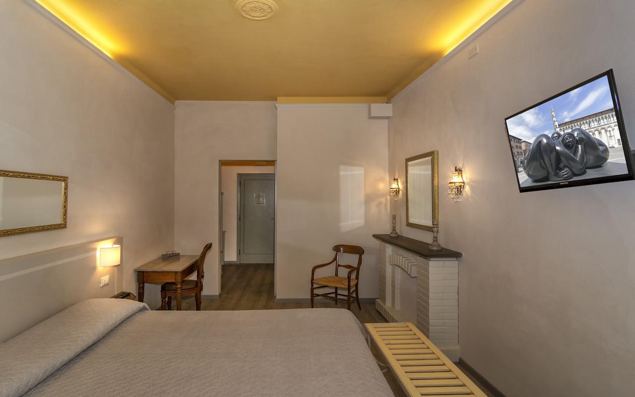 Le Camere Di Caterina Lucca Bagian luar foto