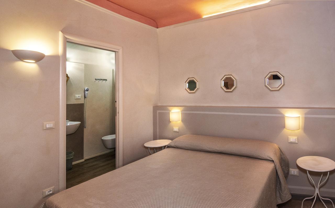 Le Camere Di Caterina Lucca Bagian luar foto