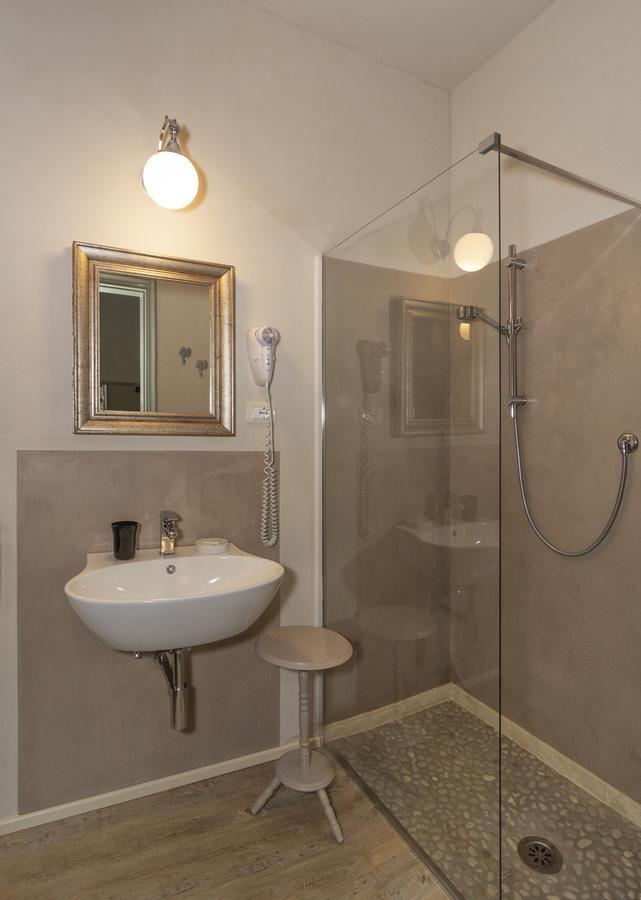 Le Camere Di Caterina Lucca Bagian luar foto